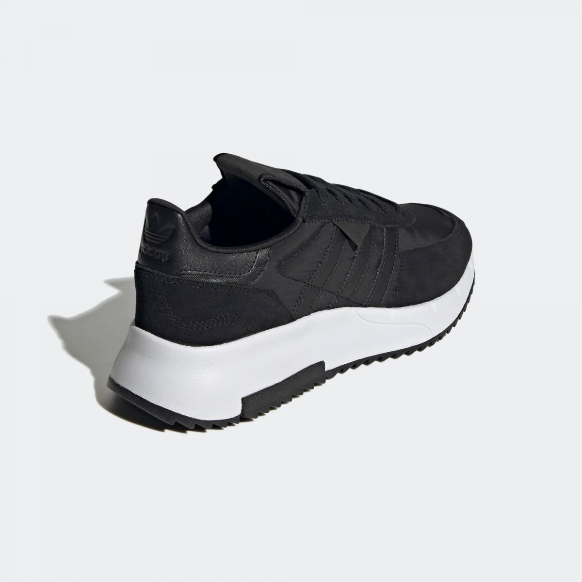 Кроссовки ADIDAS RETROPY F2 Кроссовки ADIDAS RETROPY F2
