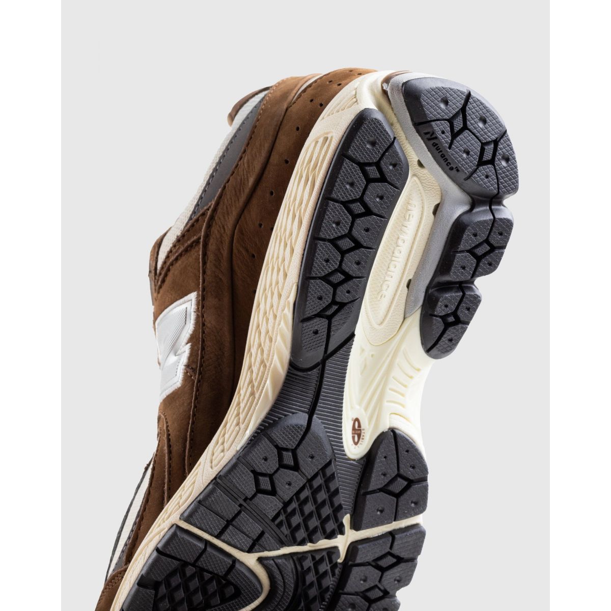 Кроссовки New Balance M2002RHS Кроссовки New Balance M2002RHS